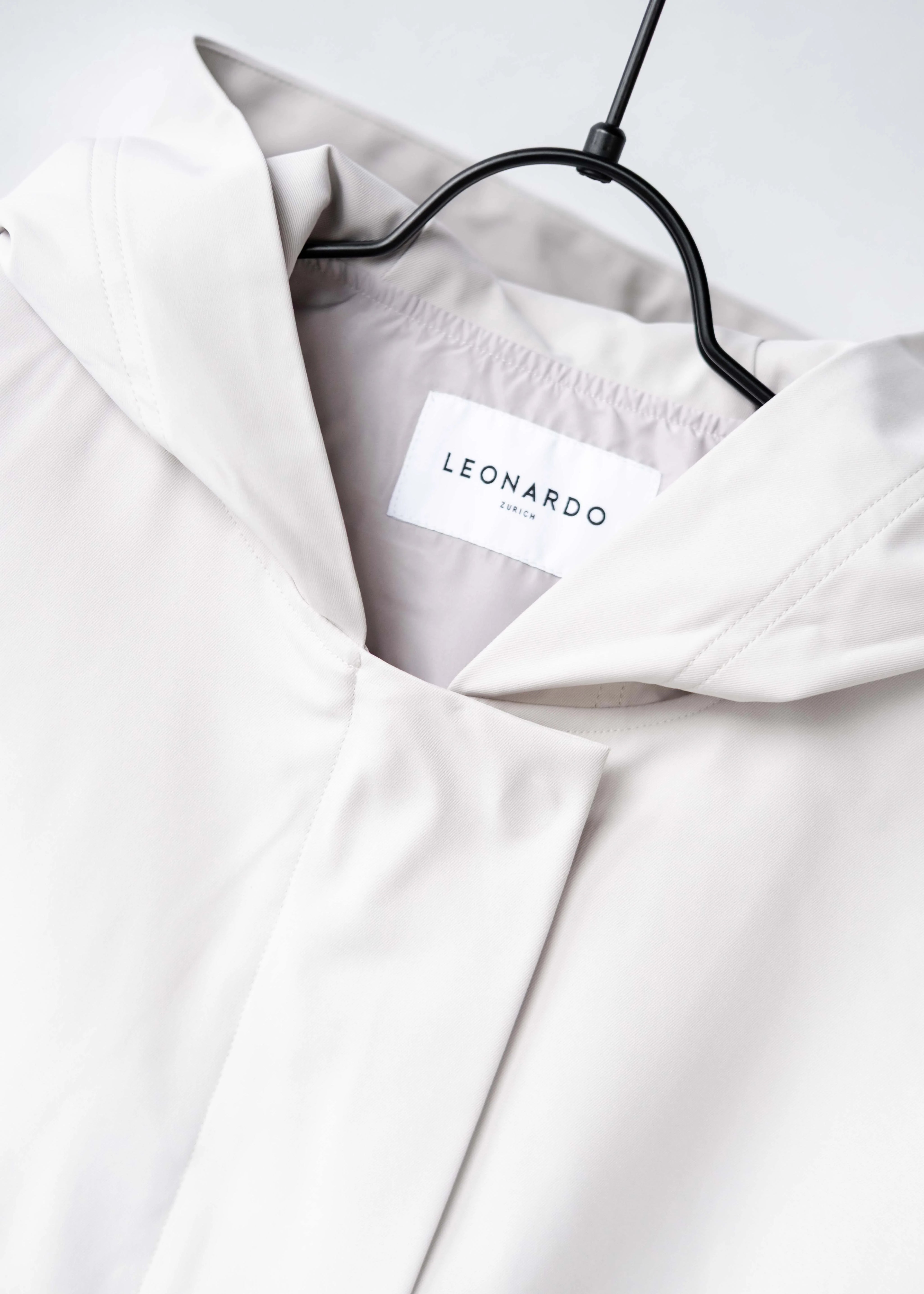 Lightweight rain jacket