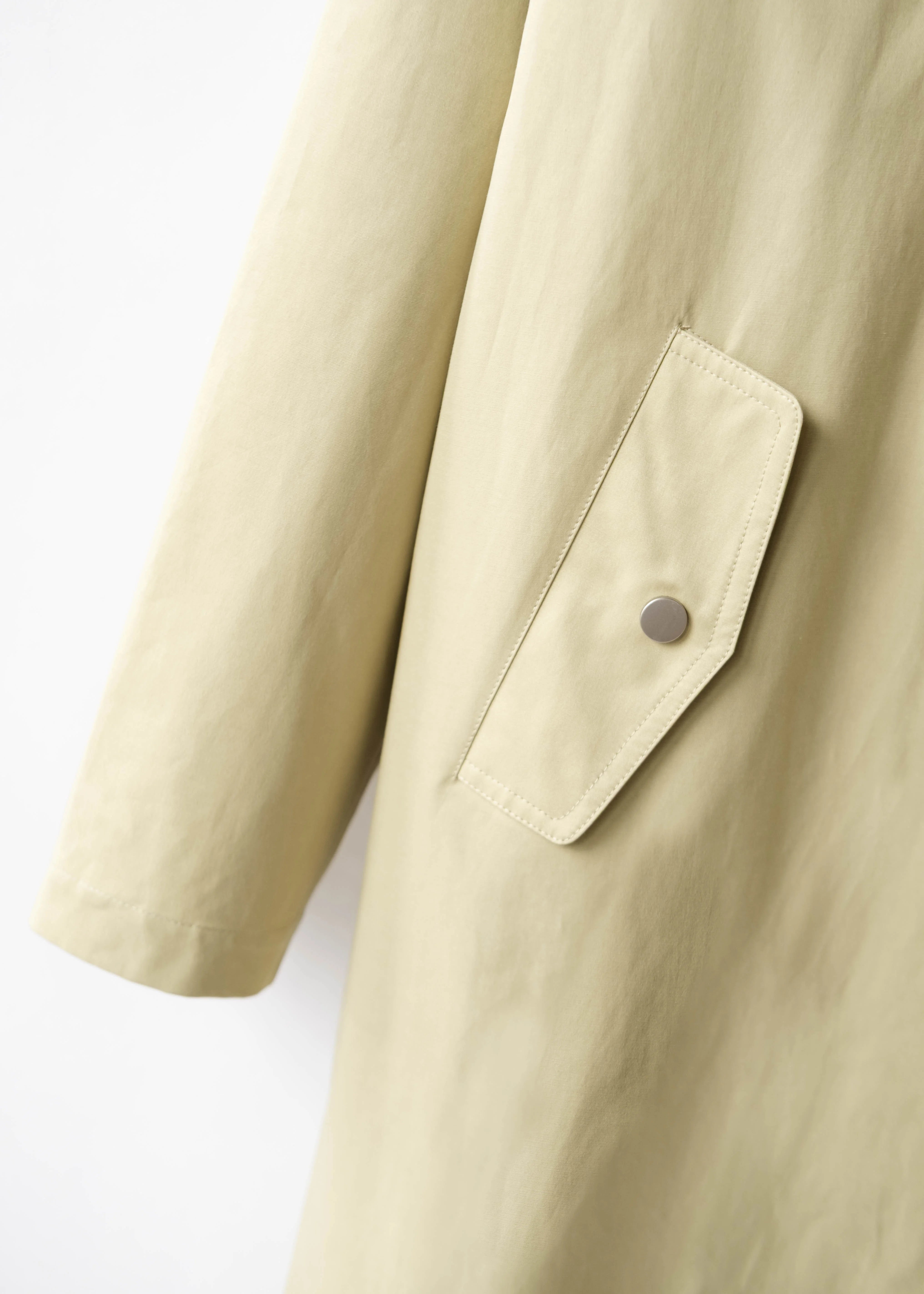 Lightweight coat with hood