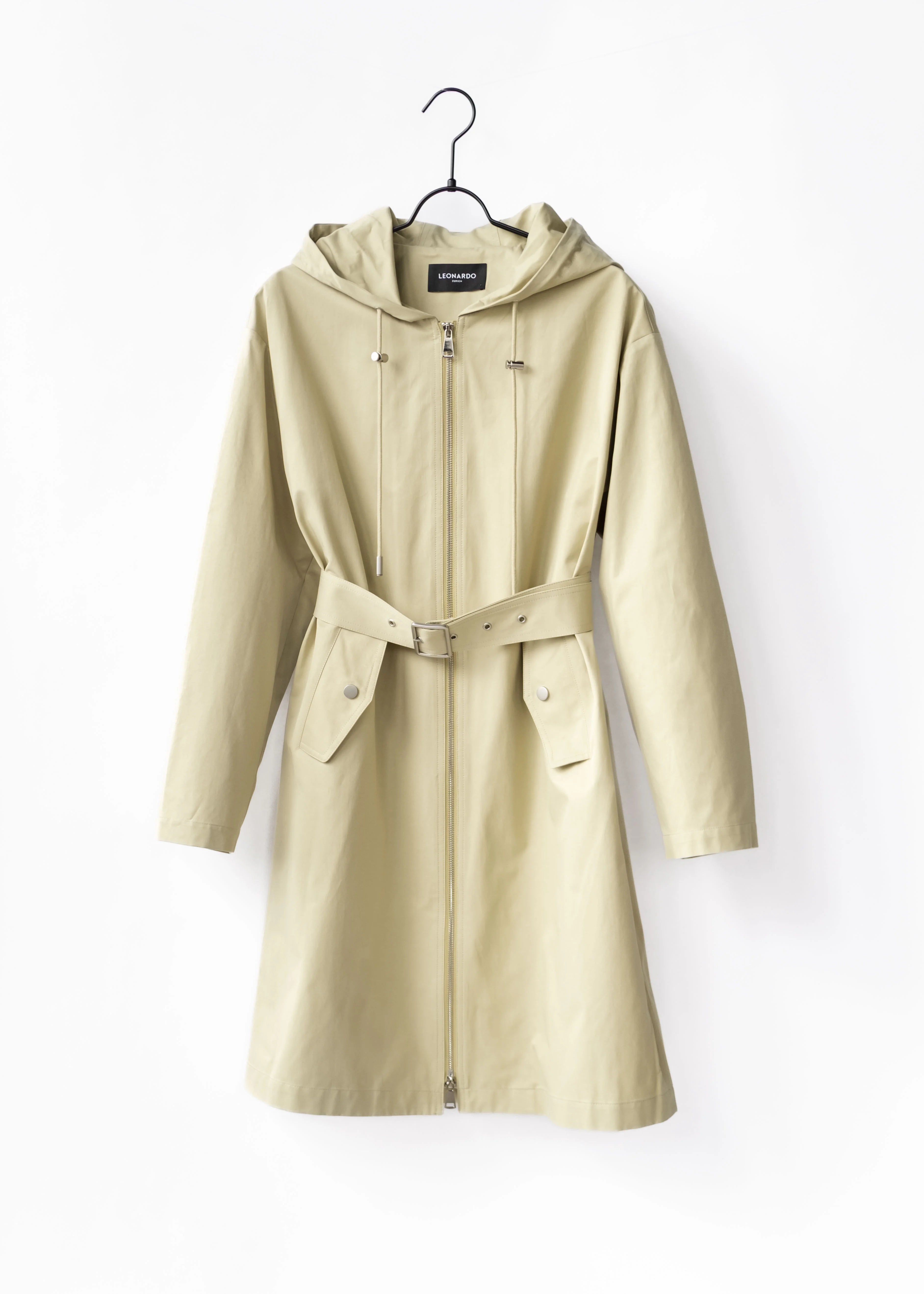 Lightweight coat with hood