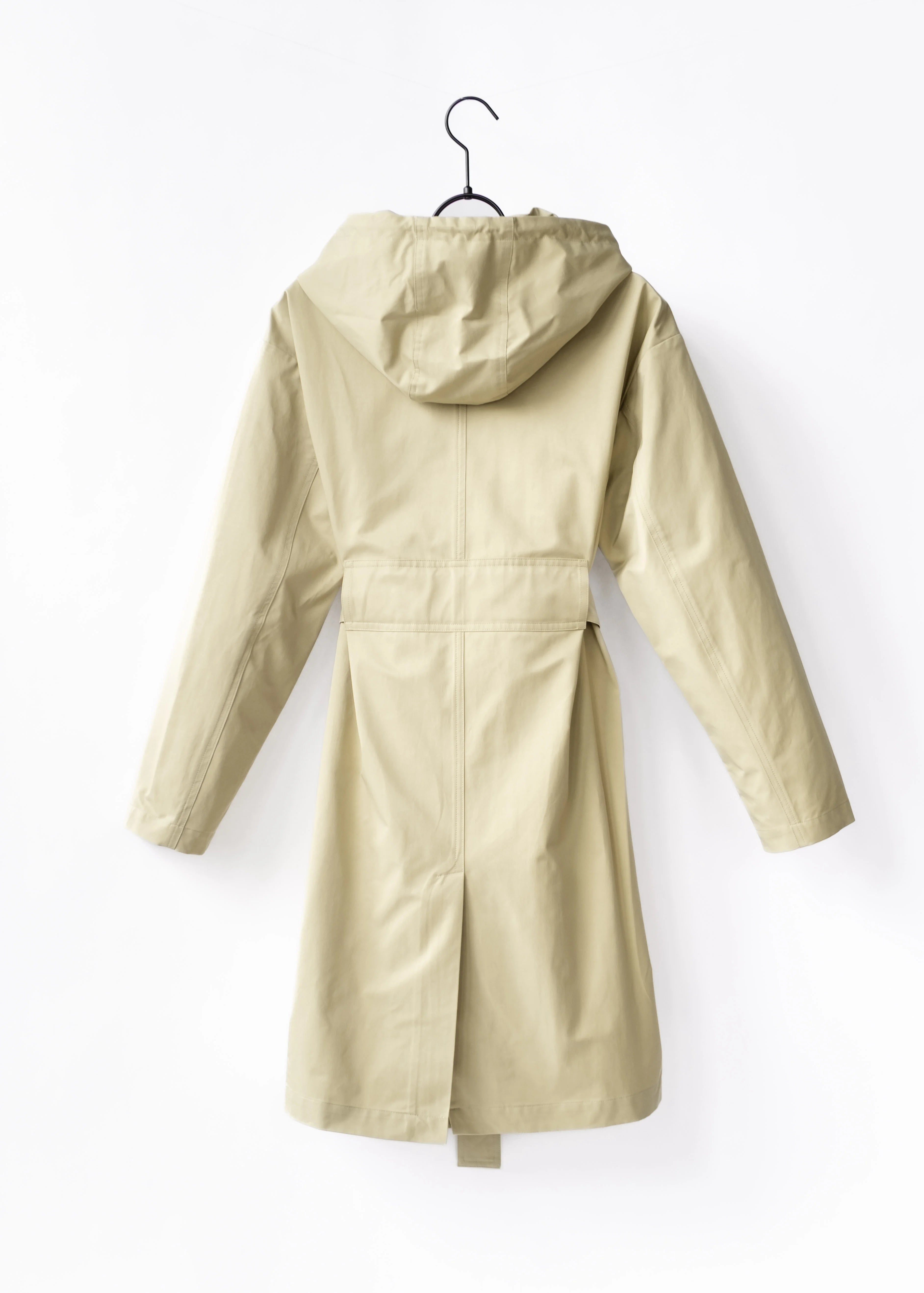 Lightweight coat with hood