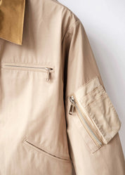 Lightweight jacket with collar
