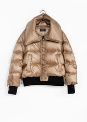 Daunenjacke mit Oversize-Kragen