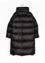 Langer Daunenmantel mit Kapuze
