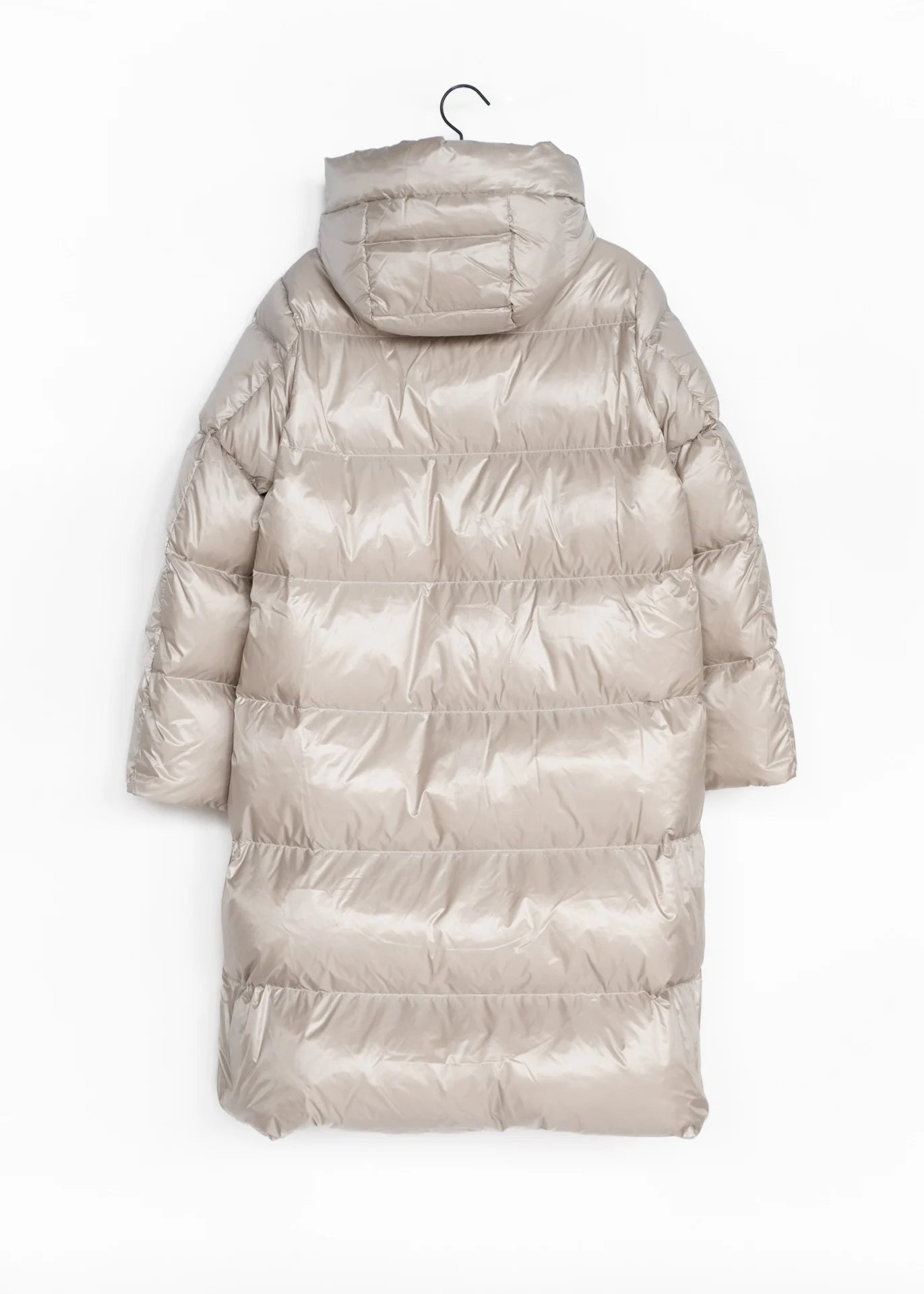 Langer Daunenmantel mit Kapuze