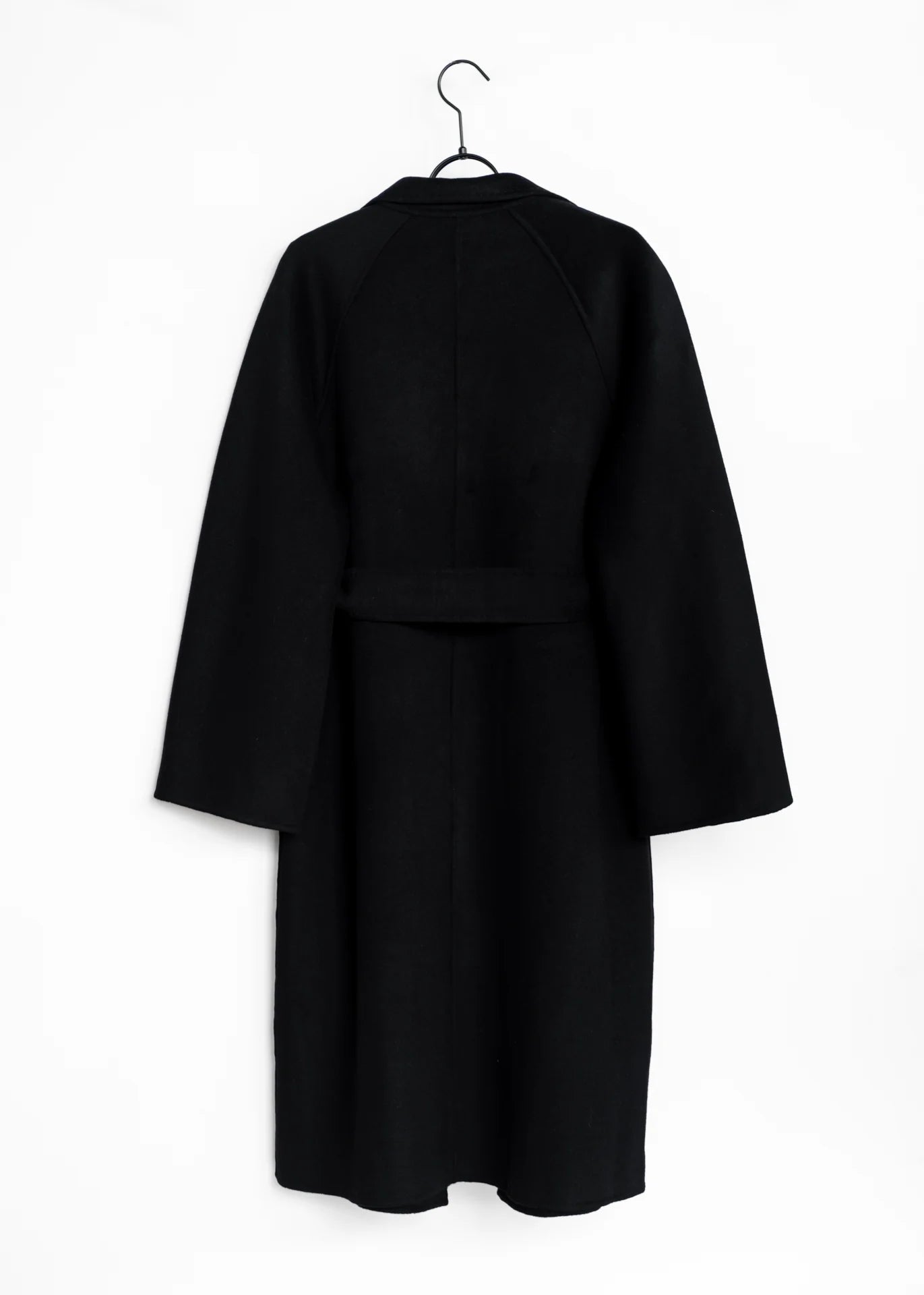 Wollmantel mit Bindegürtel