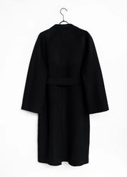 Wollmantel mit Bindegürtel