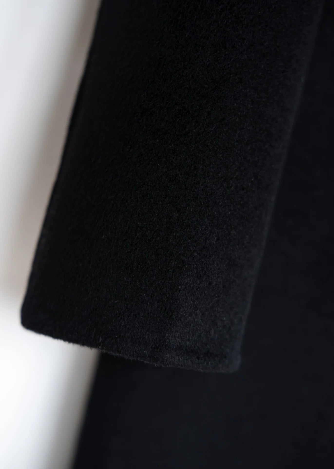 Wollmantel mit Kapuze