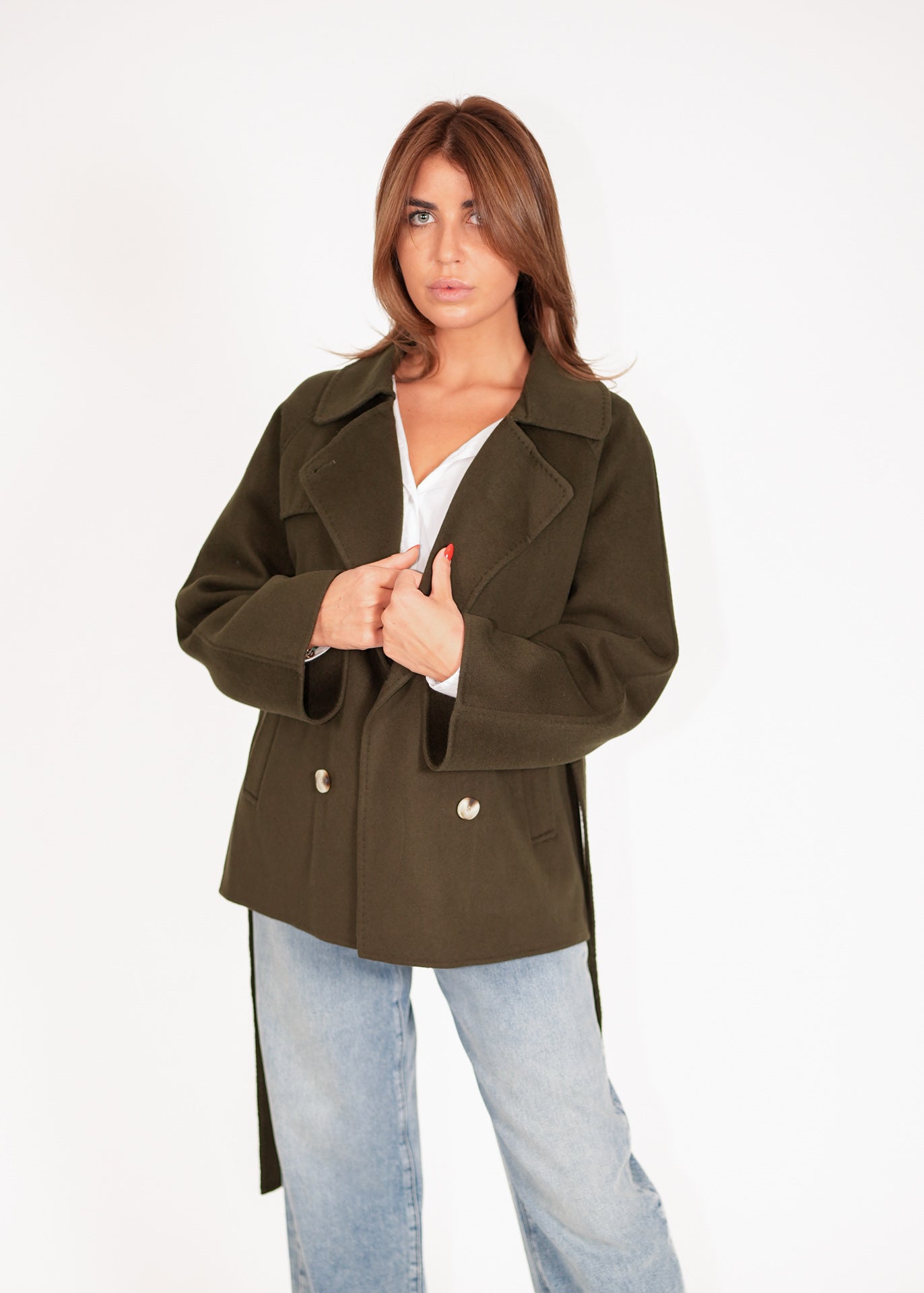 Wolljacke mit Bindegürtel