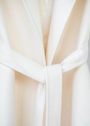 Langer Wollmantel mit Gürtel