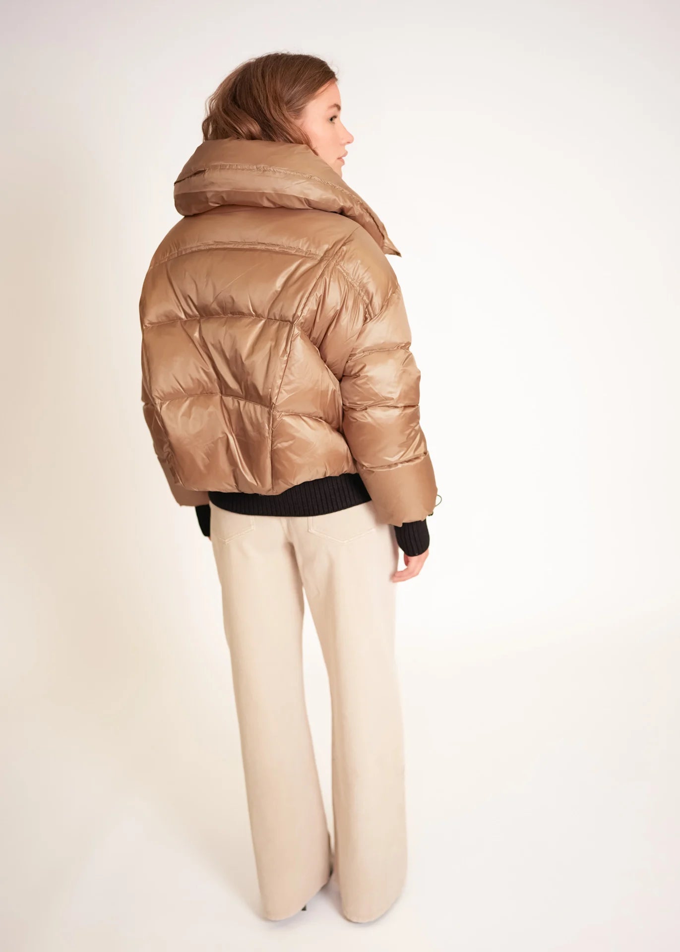 Daunenjacke mit Oversize-Kragen