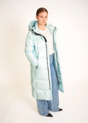 Langer Daunenmantel mit Kapuze