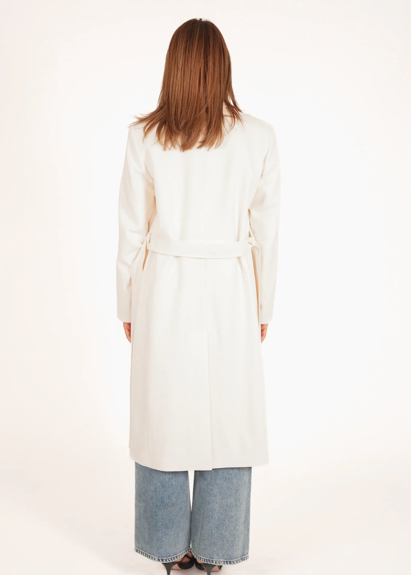 Langer Wollmantel mit Gürtel