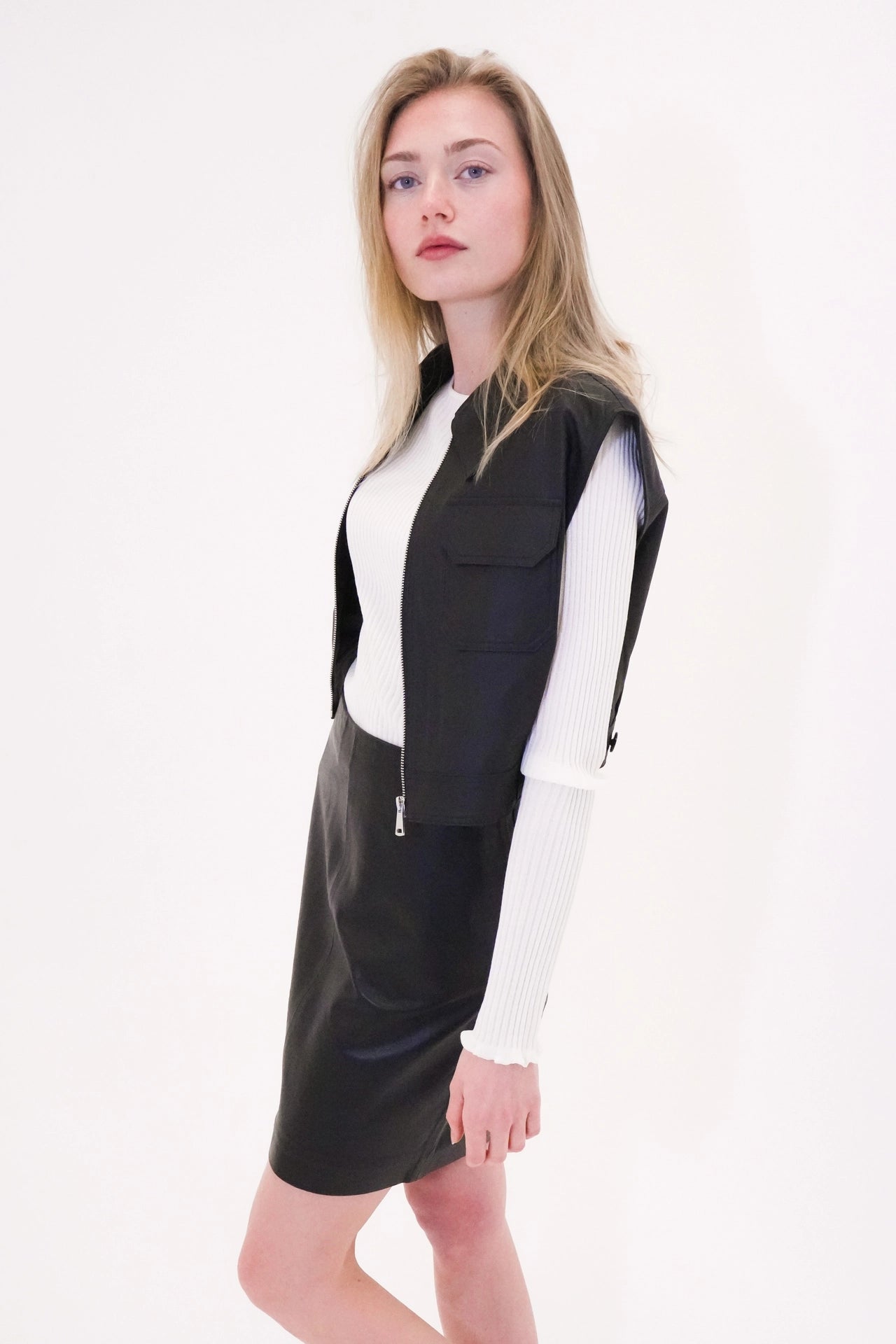 Cropped gilet made of vegan leather