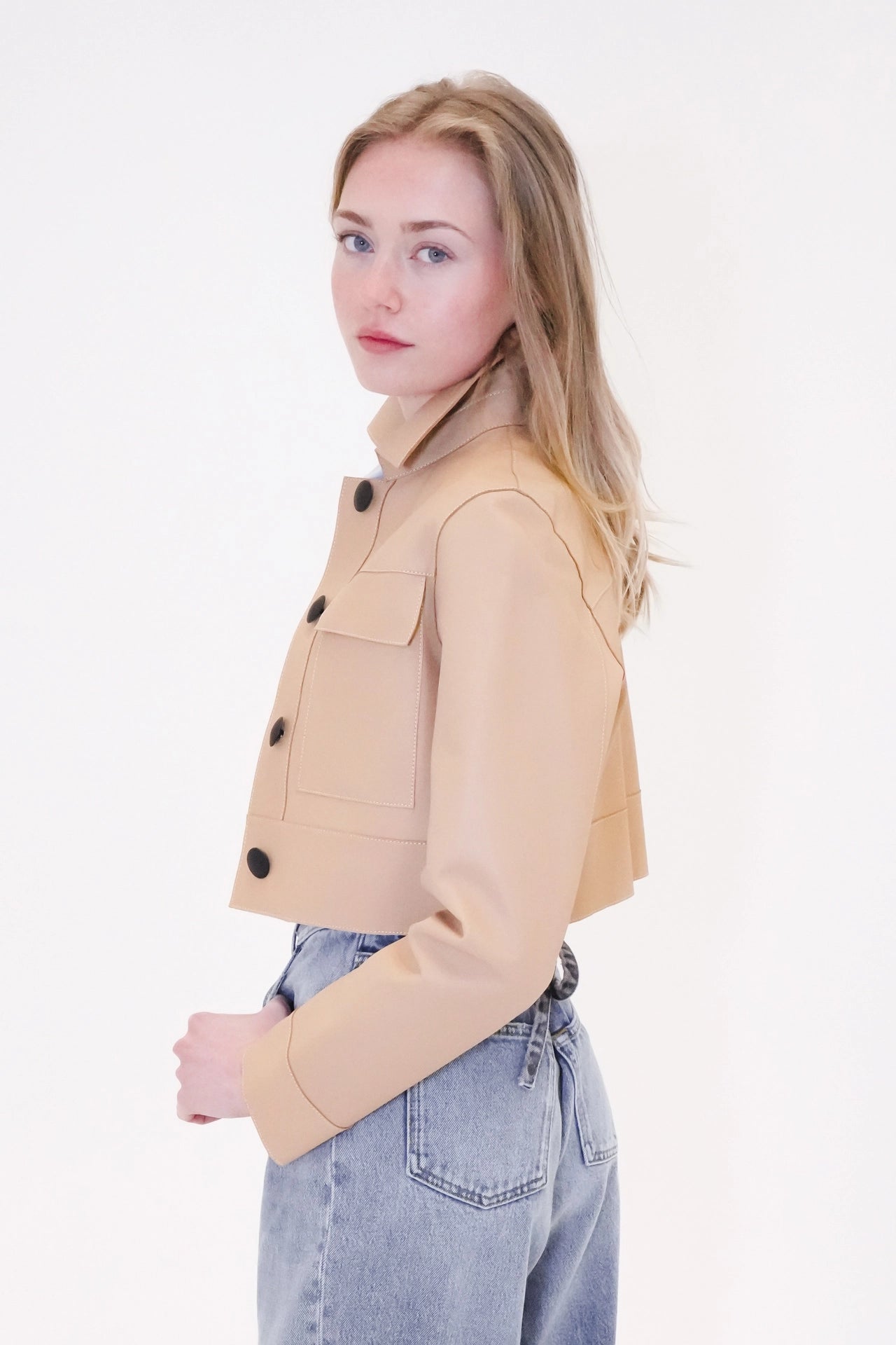 Cropped leather jacket