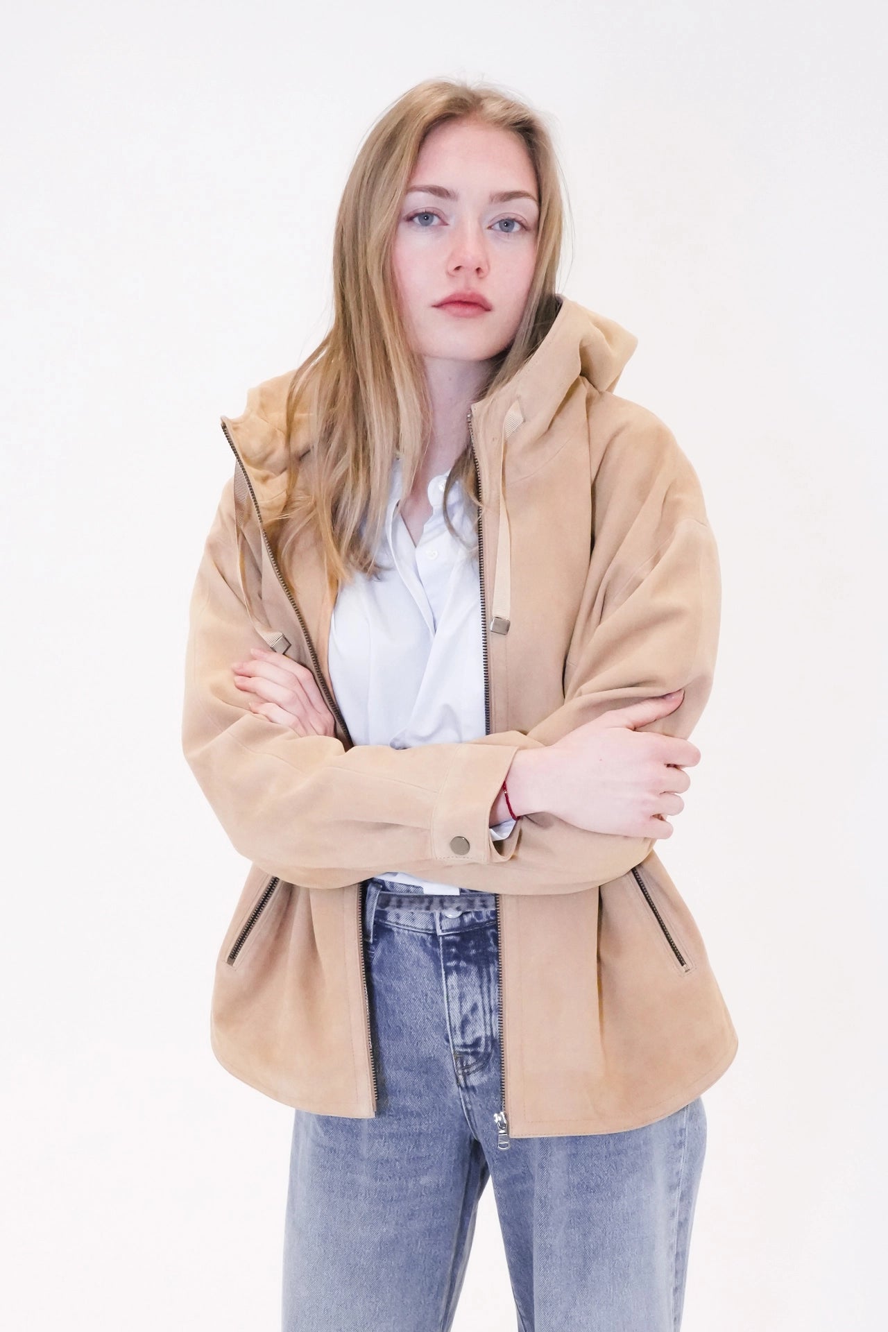 Wildlederjacke mit Kapuze