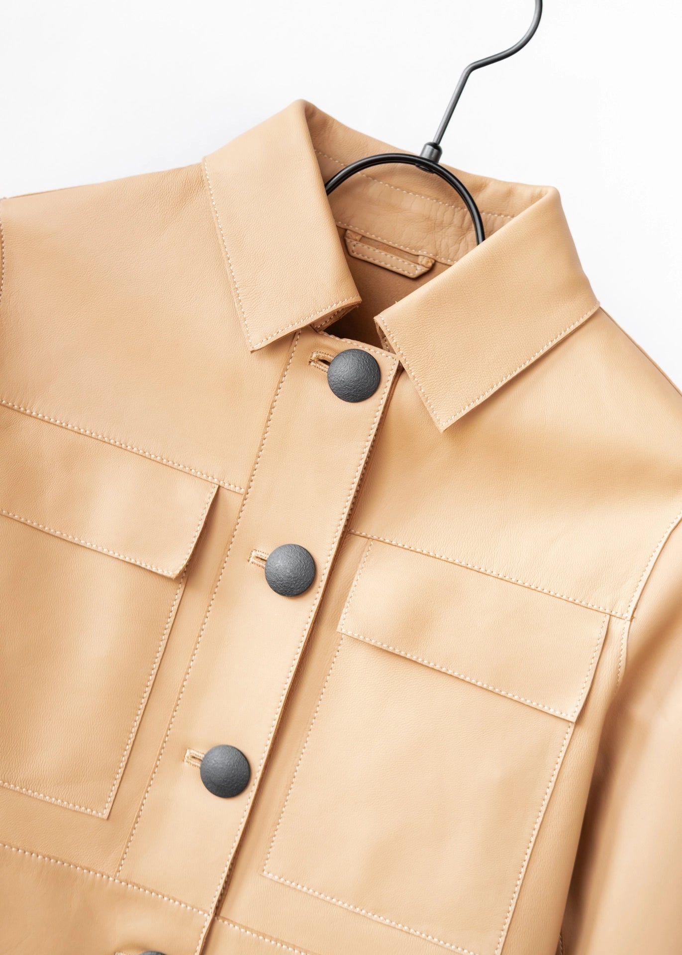 Cropped leather jacket