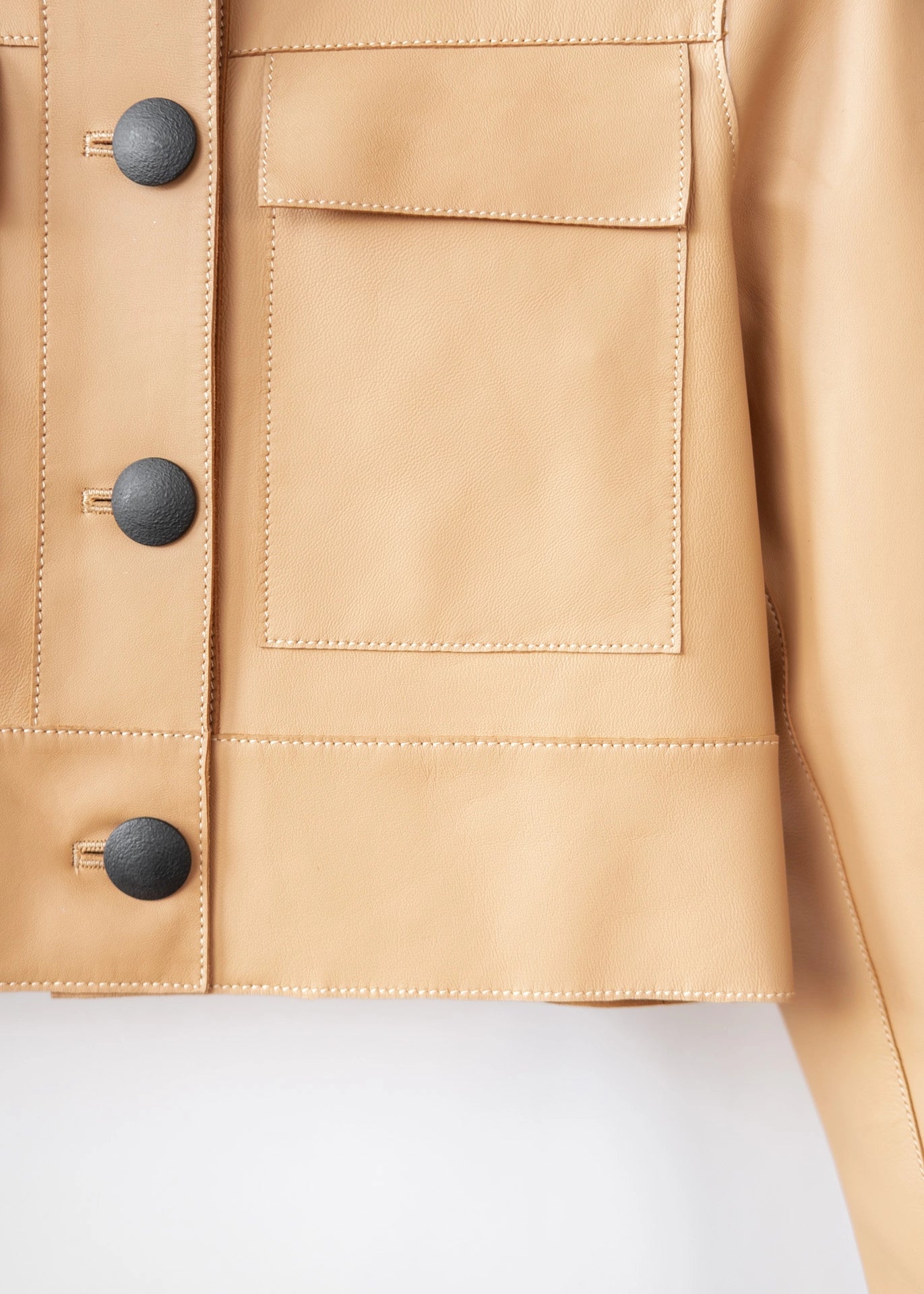 Cropped leather jacket