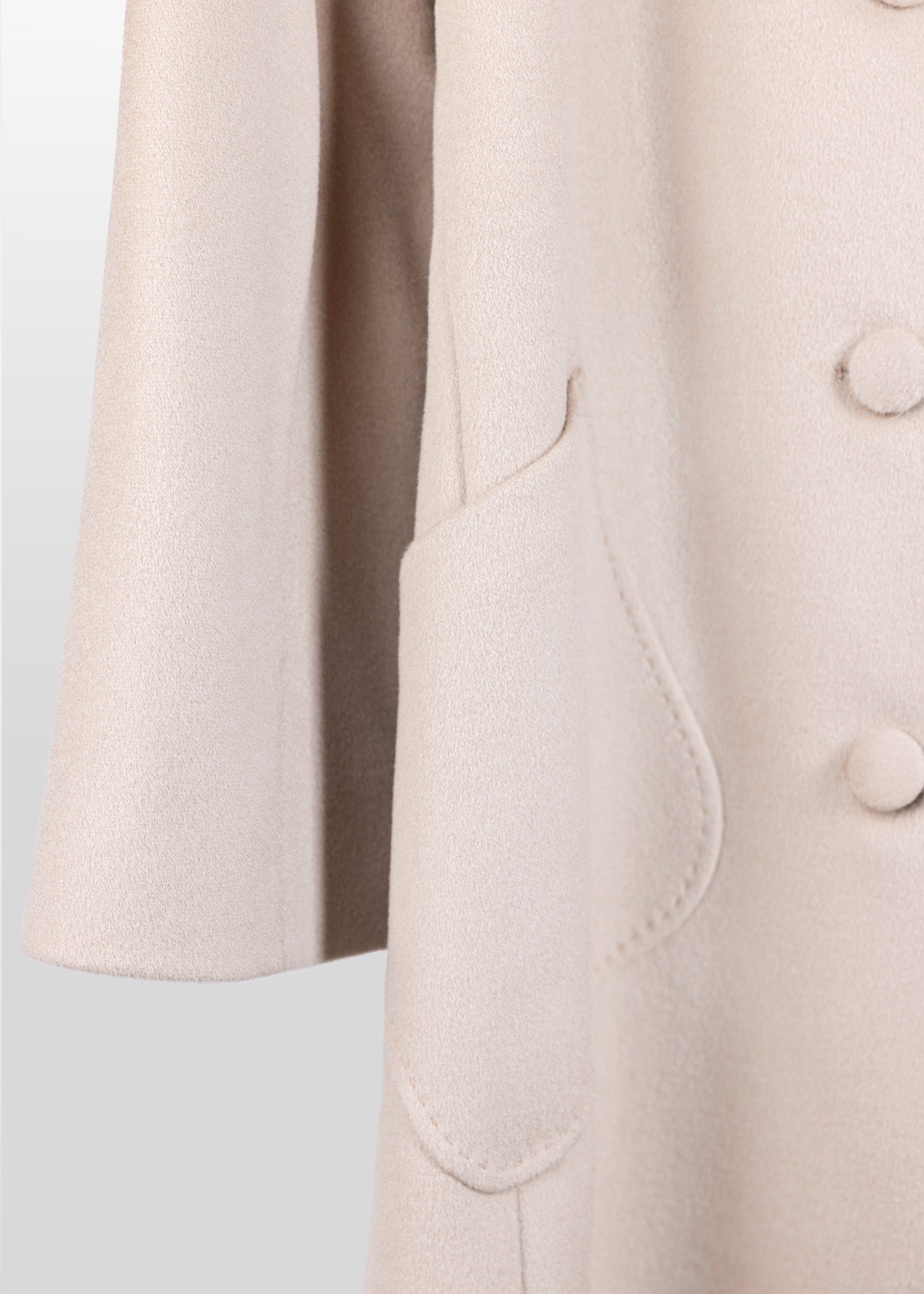 Long manteau en laine avec ceinture