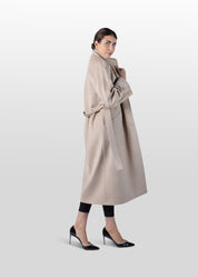 Long manteau en laine avec ceinture