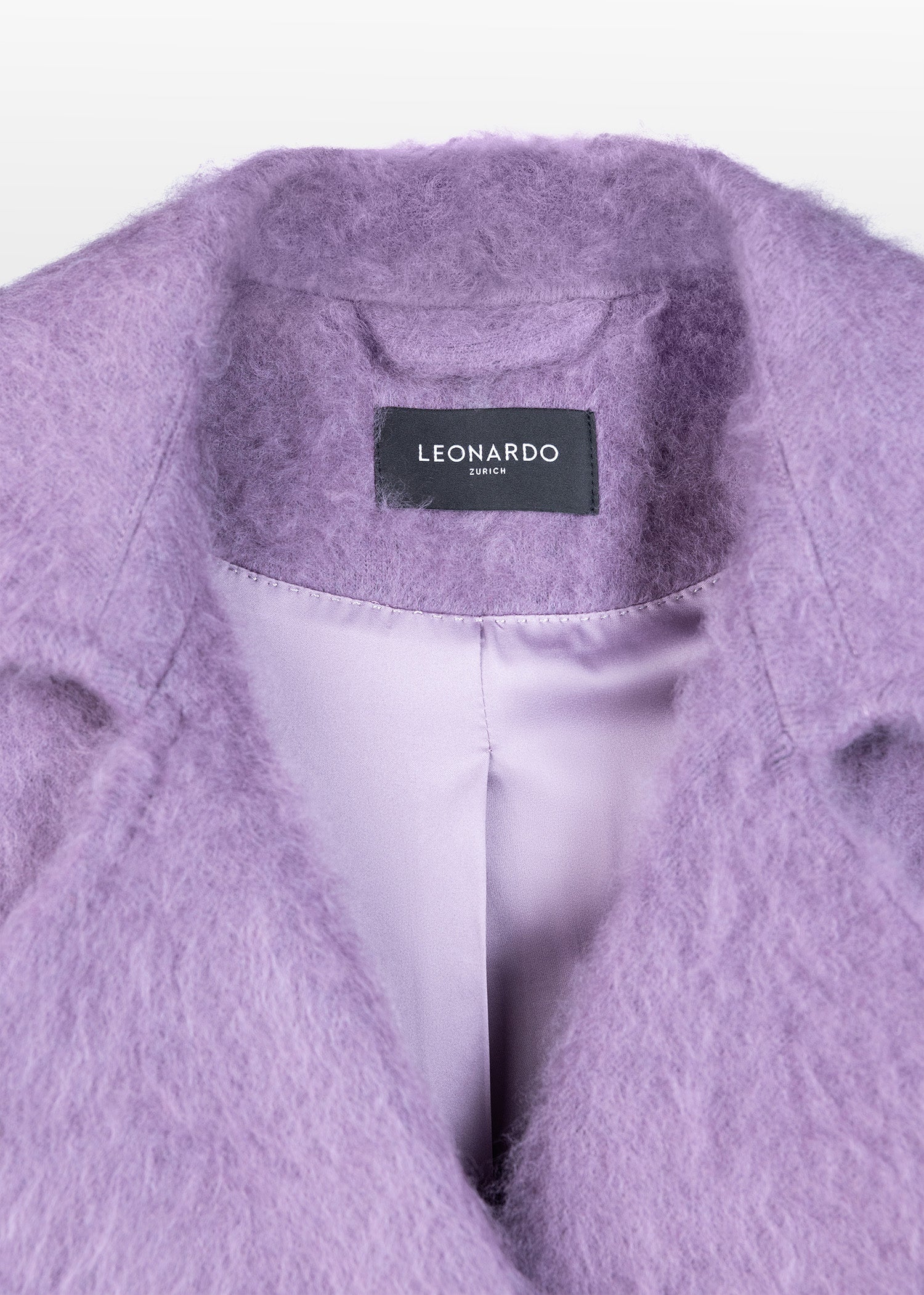 Wolljacke mit Gürtel