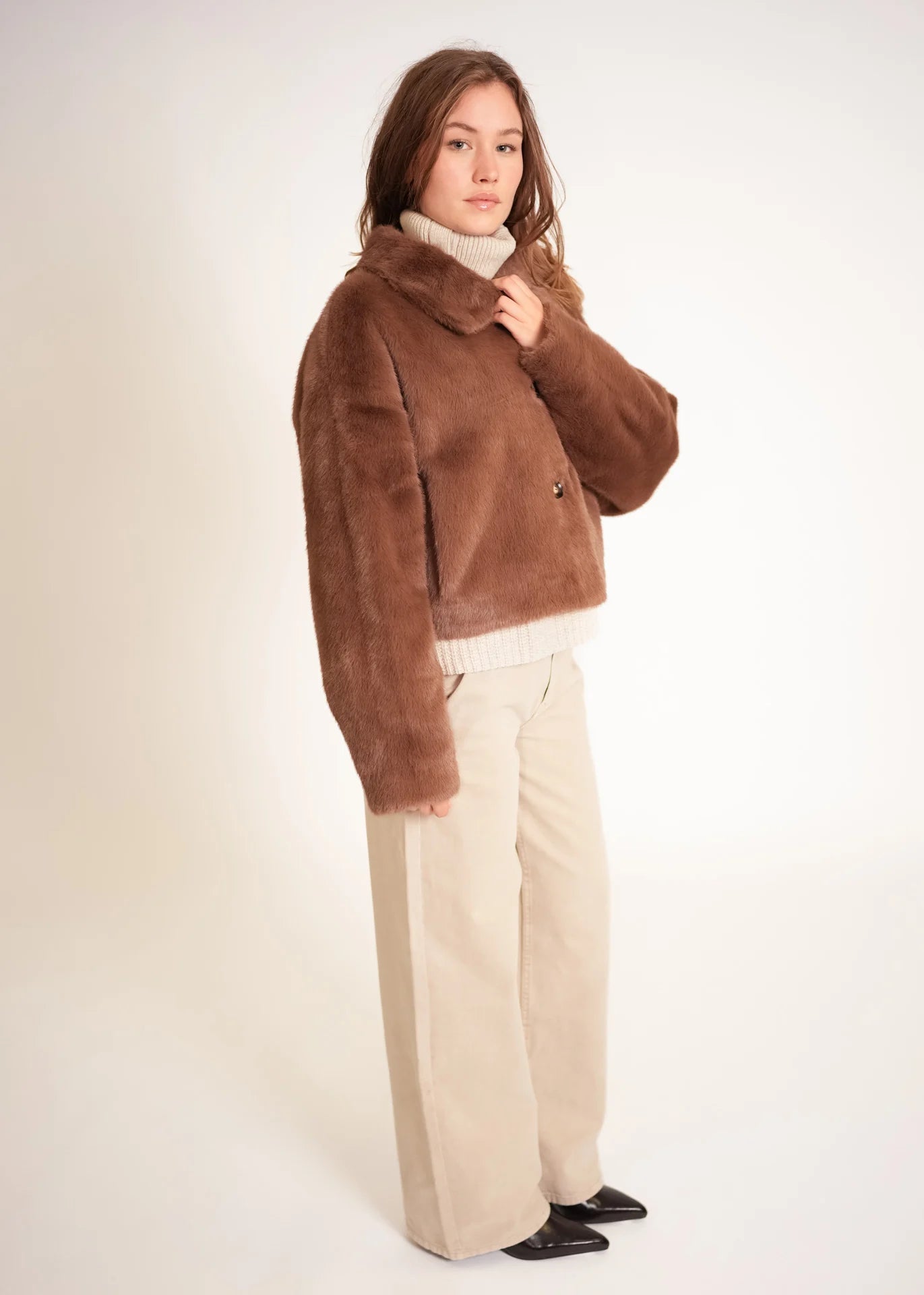 Kurze Faux Fur Jacke