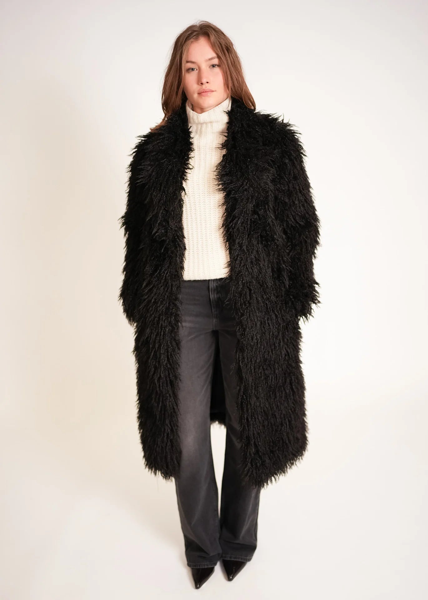 Manteau en fausse fourrure