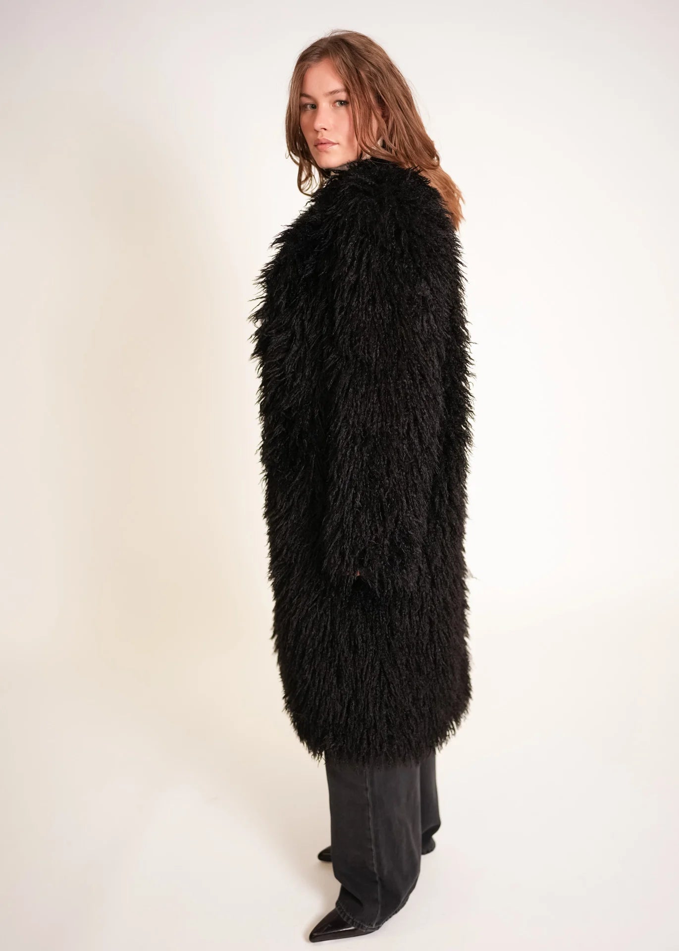 Manteau en fausse fourrure