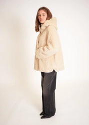 Veste teddy longue à capuche