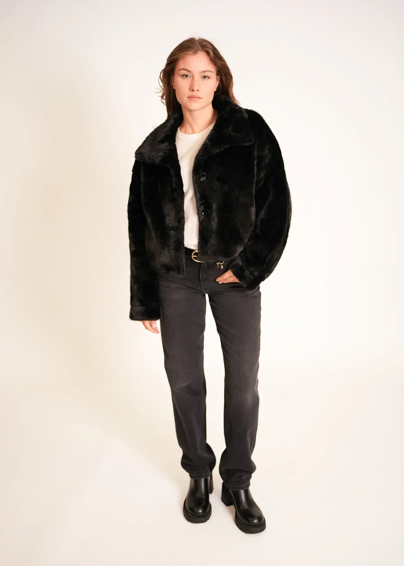 Kurze Faux Fur Jacke