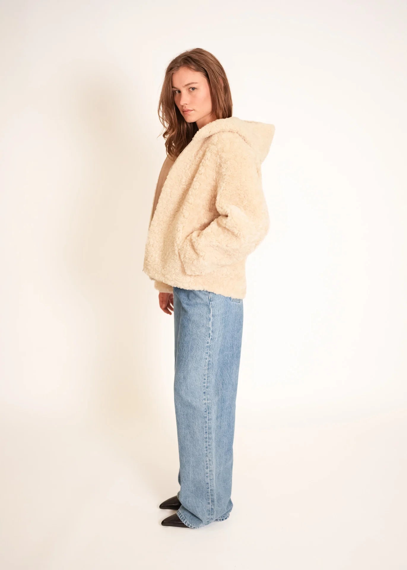 Teddyjacke mit Kapuze