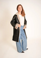 Manteau en peau lainée
