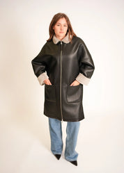 Manteau en peau lainée