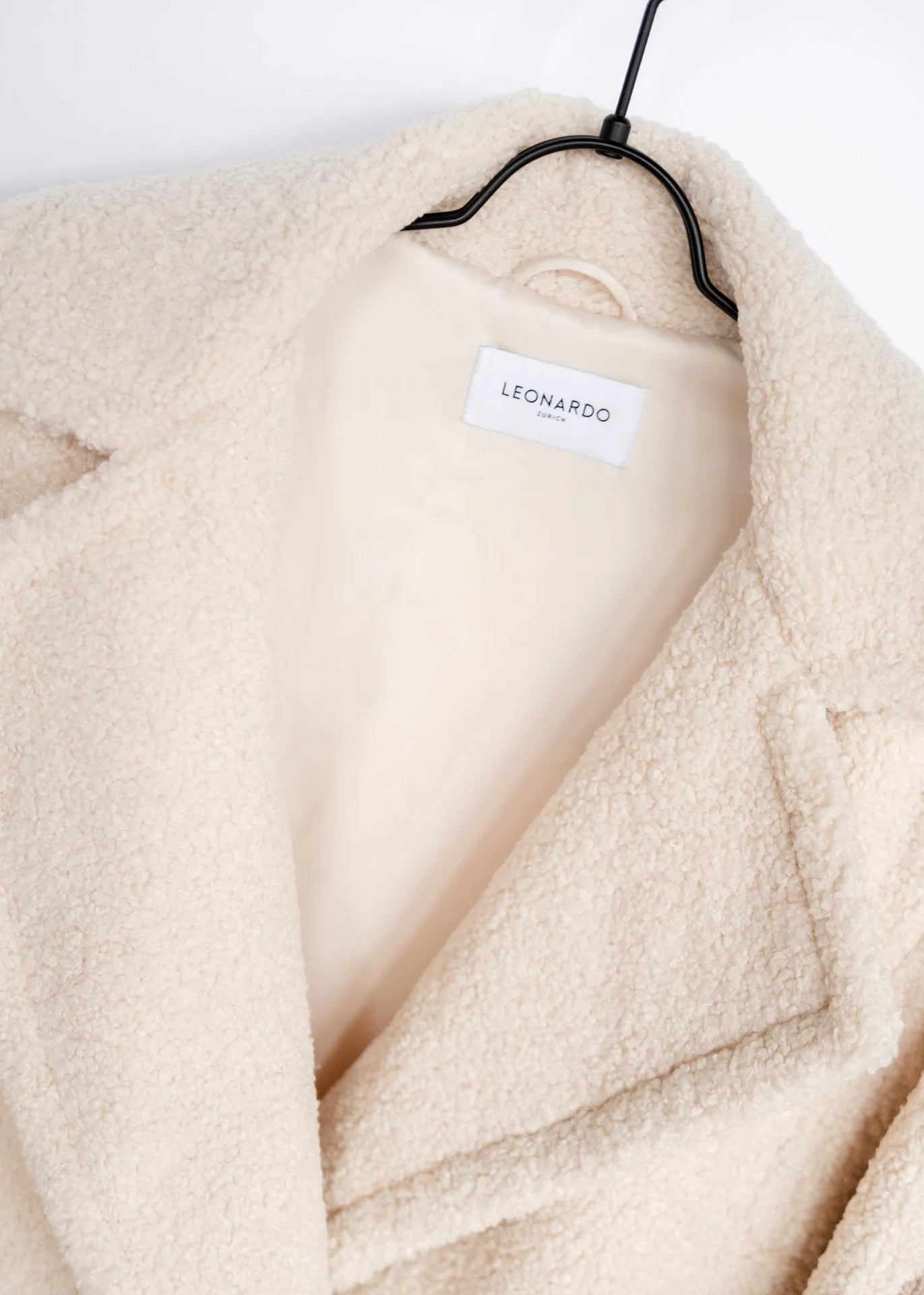 Oversized Teddy Mantel – Amour