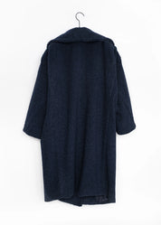 Oversized Teddy Mantel